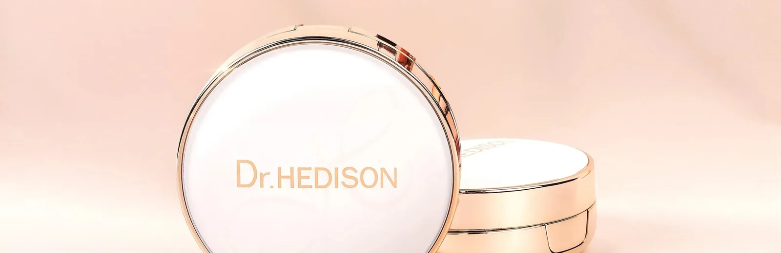 Кушон Dr.Hedison Miracle Cushion SPF50 у золотистому корпусі